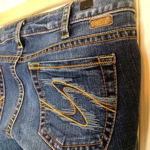 Silver Tuesday Women Jeans 30 33 Boot Cut Embroidered Pockets Dark Wash